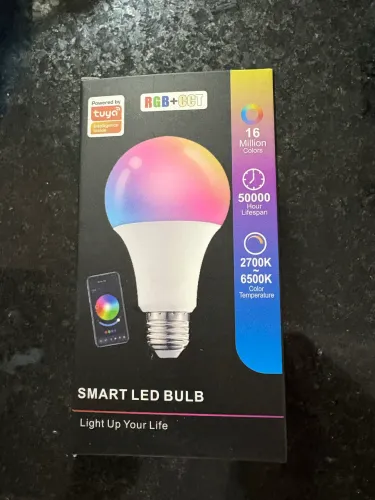 9 Lâmpadas smart Tuya 