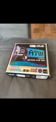 Placa mãe AMD AM5 ASUS B650M AYW WIFI/BLUETOOTH, NOVA LACRADA