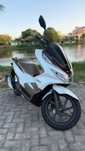 Vendo Honda PCX 2021 automática