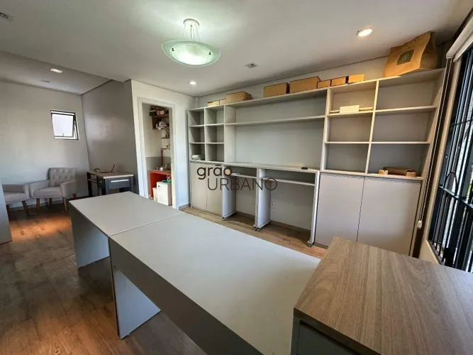 Sala mobiliada para locação no Bairro Centro