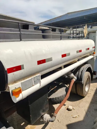 Vw 8150 worker tanque ano 2005. 460km.