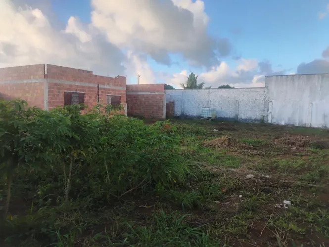 Vende-se essa área em Coração de Maria, toda murada com área gourmet 