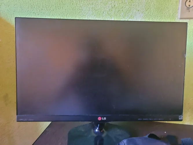 Monitor LG Flatron 23mp65hq-p