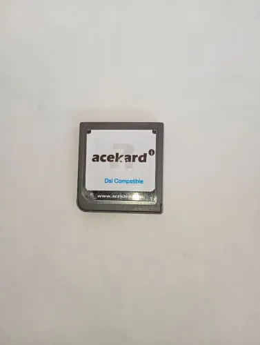 R4 8GB cheio de jogos 3DS/DS