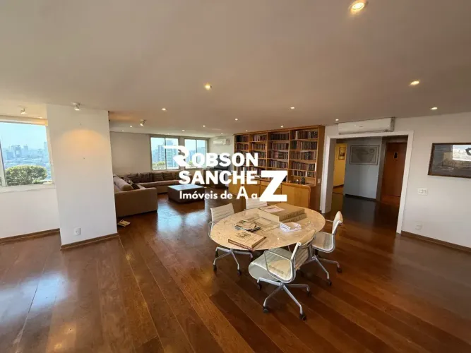 Apartamento a venda no Jardim Marajoara com 3 quartos, 3 suítes, 3 vagas, 411m², reformado