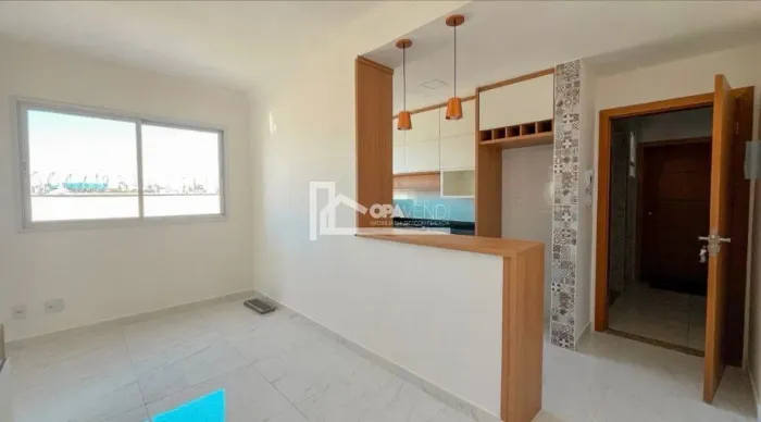 Apartamento com Planejados à Venda no Santa Mônica, 2 Quartos, 1 Vaga, Elevador