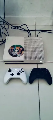 XBOX ONE S + CONTROLES + JOGOS + HD 1 TERA 