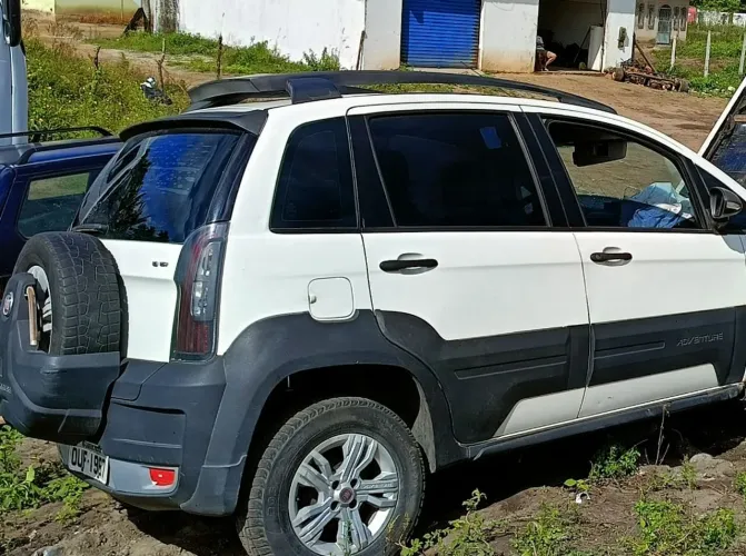 Fiat Idea Adv./ Adv.lock.dualogic 1.8 Flex 5P 2013