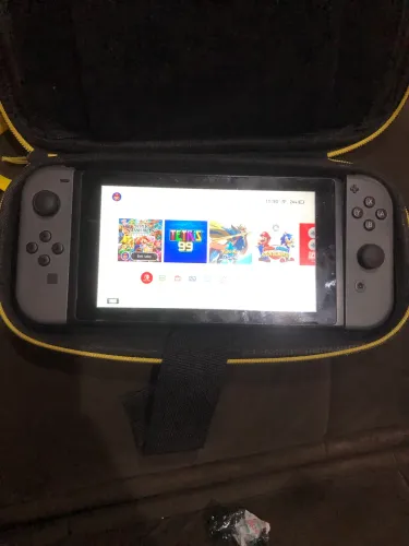 Nintendo Switch funcionando tudo, barato pra hoje
