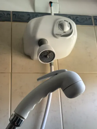 Ducha Chuveiro Cardal Pressurizado 220v