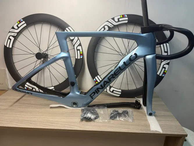 Quadro Pinarello Dogma F (?OEM)