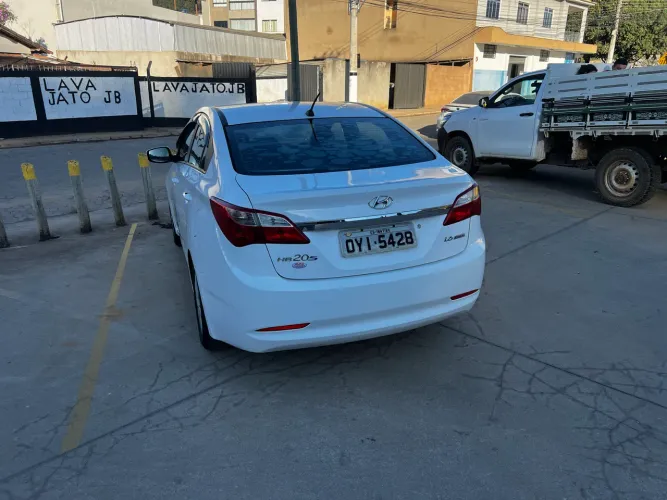 Hyundai HB20S C.plus/c.style 1.6 Flex 16V Mec.4p 2014