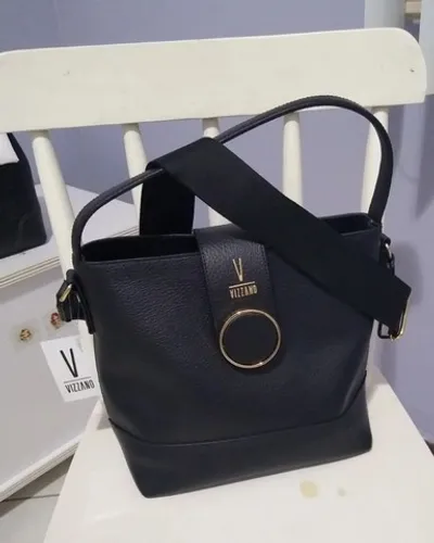 Bolsa de mão e de lado NOVA 