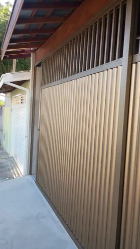 Portão de Alumínio Anodizado 