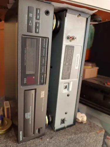 Compact Disc Player Samsung CD-35R