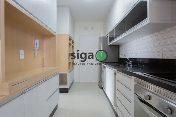 VILA NOVA CONCEIÇÃO: 106/M² - 3 DORMITÓRIOS - 2 VAGAS.