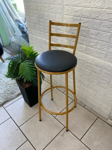 Banqueta Dourada para Loja ou Casa