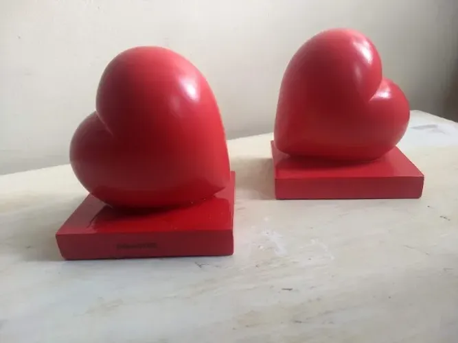 Coração Vermelho aparador de livros. Retrô anos 80. Zara Home