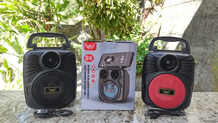 Caixinha de Som Bluetooth/USB/TF/FM Altomex 8W (nova)