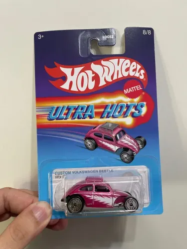 Fusca ultra Hots hotwheels lançamento rosa
