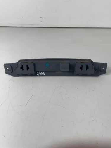 Luz De Freio Brake Light Gm Montana Ls 2015