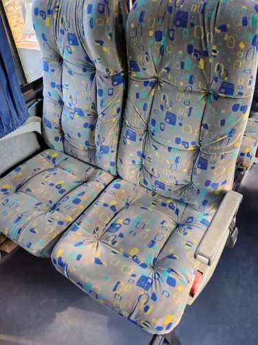 40 BANCOS RODOVIÁRIOS RECLINADOS