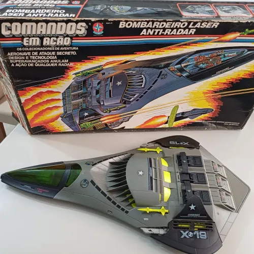 Brinquedo Antigo - Comandos em Ação - Bombardeiro Laser Anti-Radar