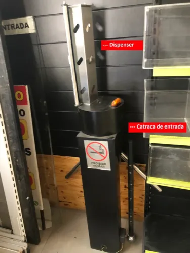 Catraca Eletrônica conjunto entrada e saída 