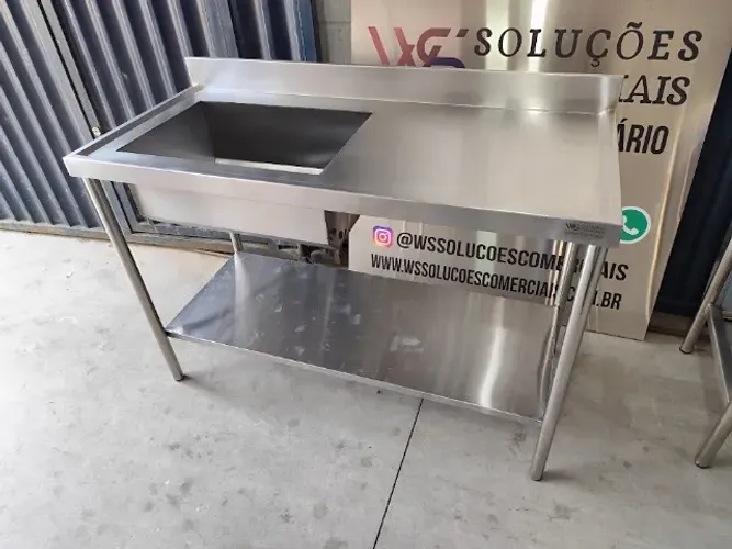 Pia sobre Bancada em Aço Inox - Acabamento Polido e Antiodor