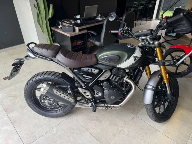 TRIUMPH SCRAMBLER 400X 2025 NOVA.
