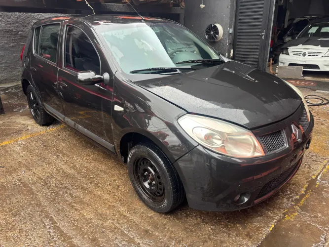 Sucata Renault Sandero 1.6 16v 2008 2009 ( Peças )