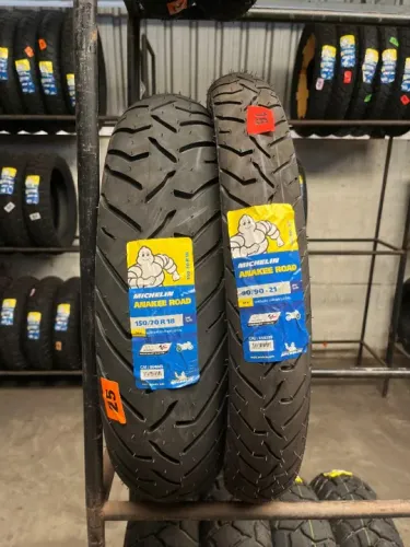 Par de Pneu Michelin Anakee road 150/70-18 e 90/90-21 Triumph1200 Rally/GT/Pro/Africa Twin