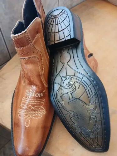 Bota Masculina em Couro Caramelo Kazioni - Tamanho 40