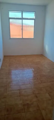 Alugo apartamento Itapuã 2/4