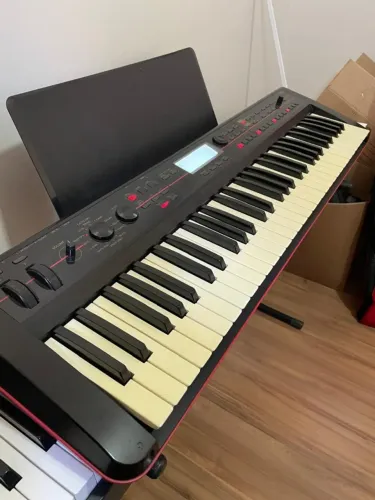 Teclado workstation Korg Kross 1