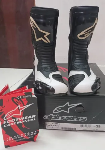 Bota Alpinestars Stella S MX5 tam 37 BR 39 EU Feminina Preto Branco Usada desapego