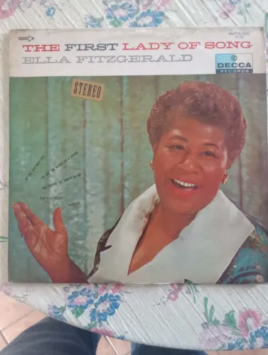 Disco de Vinil Ella Fitzgerald - The First Lady of Song