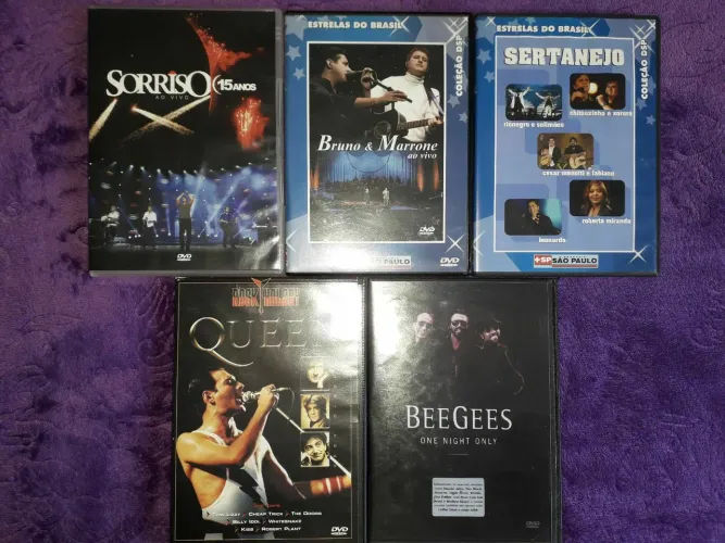 VENDO 5 DVDS MUSICAIS ORIGINAIS