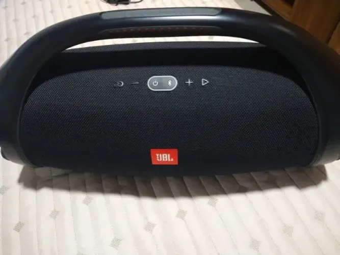 JBL Boombox 2