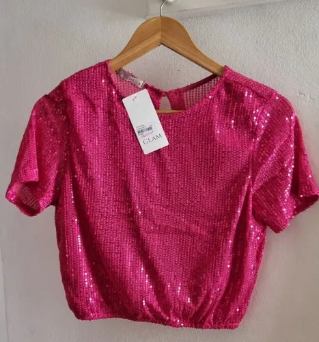Blusa paetês pink linda nova G!!