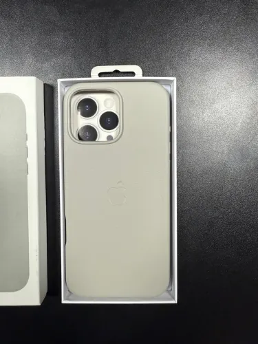 Capa de couro Apple Pimeira linha iPhone 16 Pro max