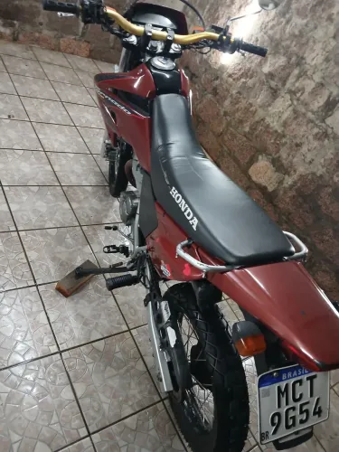 Vendo ou troco tornado 