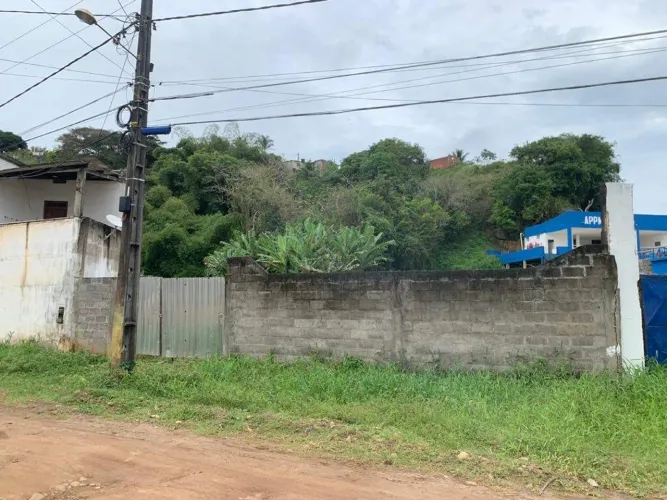 Vendo Terreno Localizado na Praia do Marciano - Ilhéus/BA