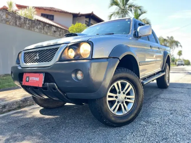 Mitsubishi L200 Outdoor HPE 2.5 4X4 CD T.dies. Mec. 2009