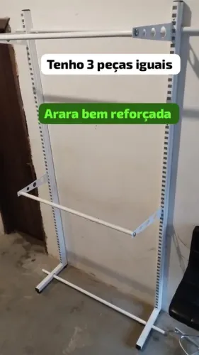 arara metal com regulagem de altura