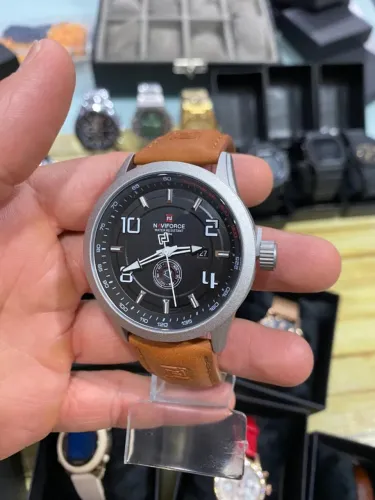  Relógio NAVIFORCE - Estilo, resistência e precisão em um só modelo!