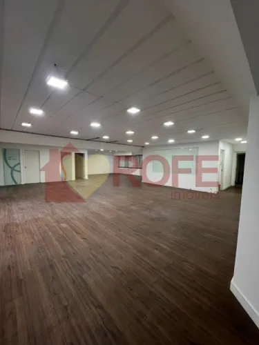 Locação ? Edifício Comercial