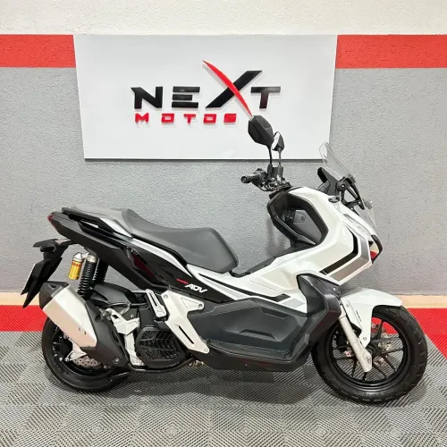 HONDA ADV BRANCO 2021