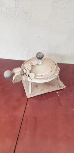 Máquina de fechar  marmitex 