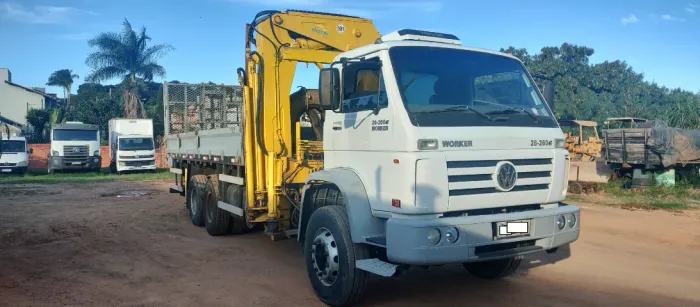 Vw 26.260 - Munck 25T + Rampa Hidraúl.